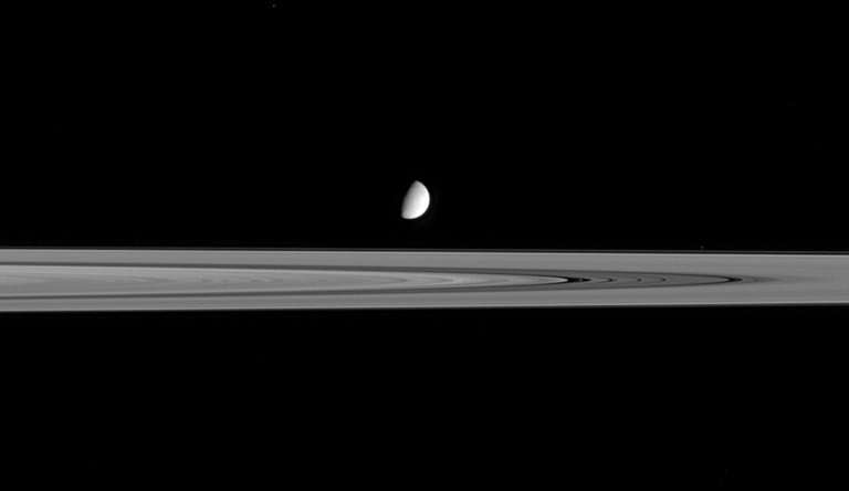 Saturn's moon, the icy orb known as Enceladus, may boast ideal living conditions for single-celled microorganisms known as archa