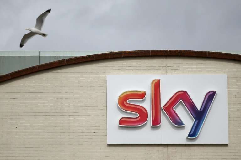 Sky welcomed a higher bid from US cable giant Comcast and withdrew support for a bid by Rupert Murdoch's 21st Century Fox group