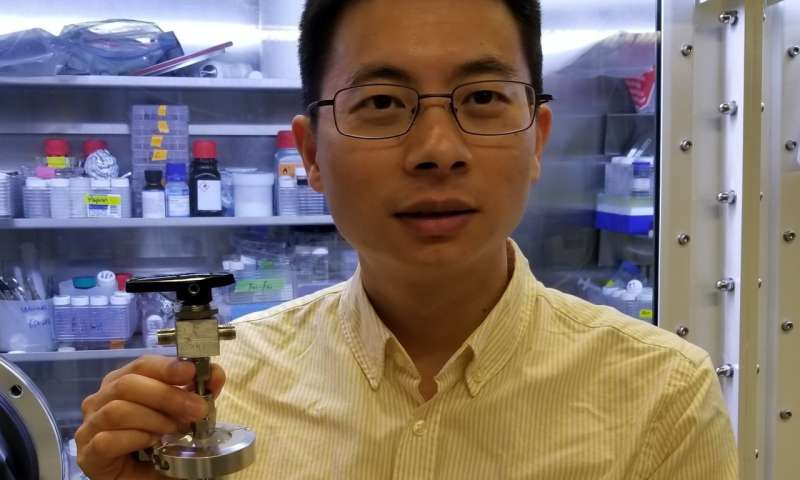 Stanford researchers have developed a water-based battery to store solar and wind energy