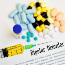 Study finds apparent benefits of addition of adjunctive antidepressants to mood stabilizers for bipolar disorder
