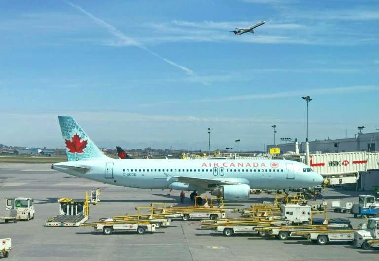 The Air Canada Airbus A320 was cleared to land on Runway 28-Right at San Francisco International Airport shortly before midnight