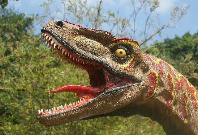 T. Rex couldn't stick out its tongue, new research shows