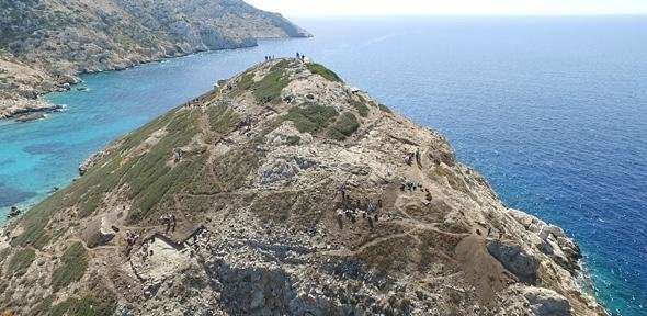 Unusually sophisticated prehistoric monuments and technology revealed in the heart of the Aegean