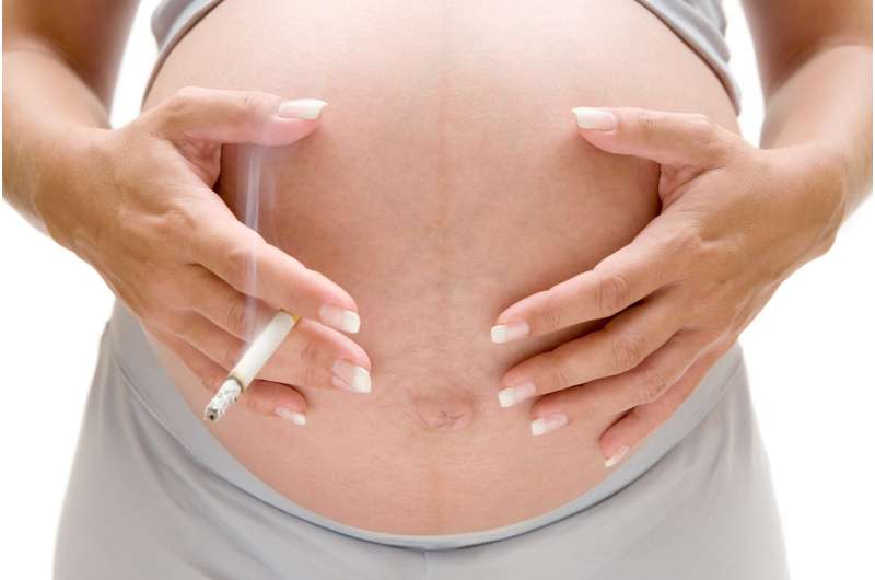 Vitamin C may reduce harm to infants' lungs caused by smoking during pregnancy