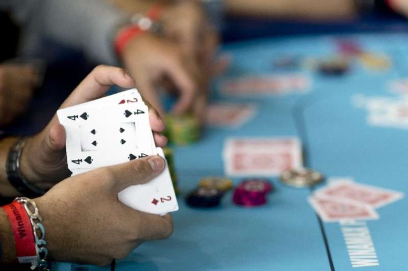 An artificial intelligence program has beaten a group of top poker players in six-player Texas hold 'em—a breakthrough for the t