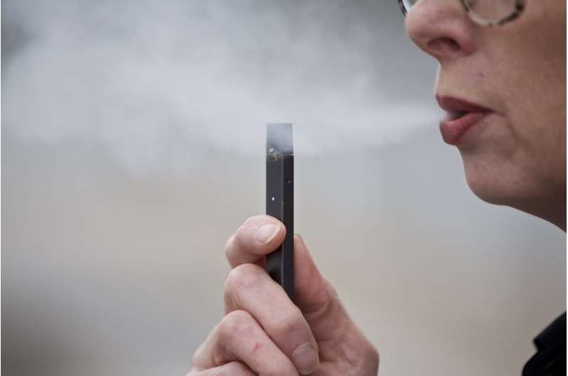 Former Juul exec alleges company shipped tainted products