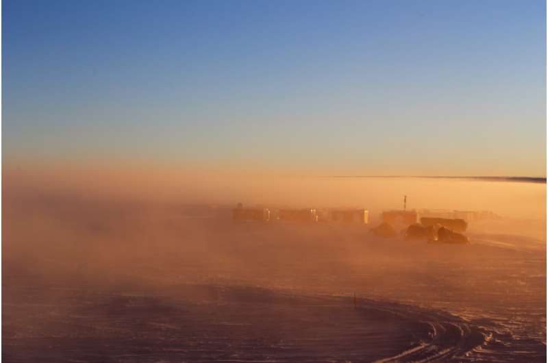 Image: Antarctic mist