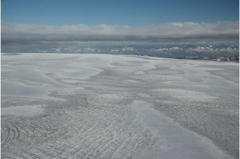 Migrating snowline plays outsized role in setting pace of Greenland ice melt