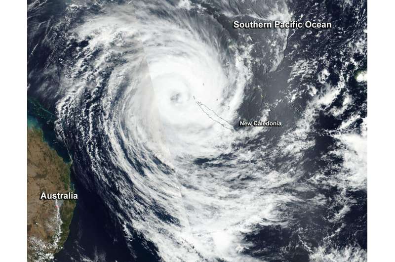 NASA-NOAA satellite sees powerful Tropical Cyclone Oma affecting New Caledonia