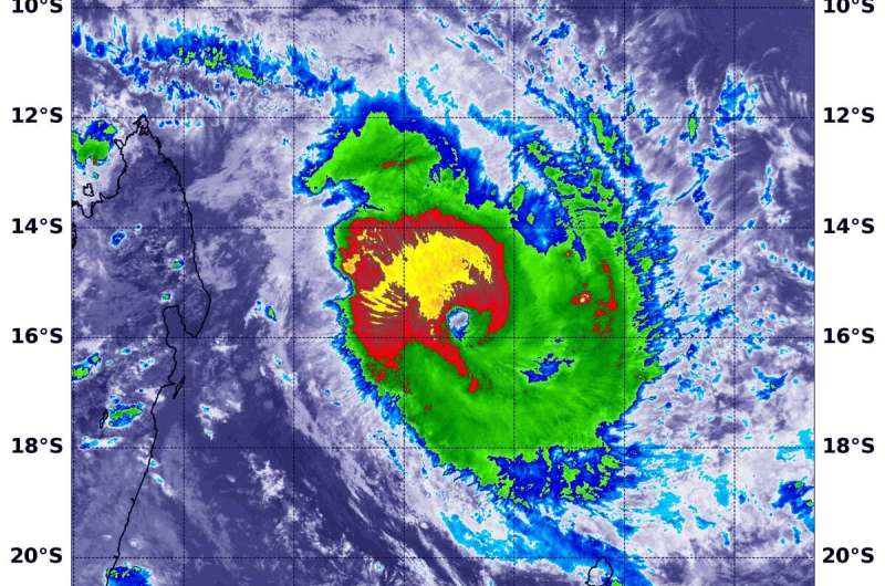 NASA's Aqua Satellite finds Tropical Cyclone Gelena's strongest side
