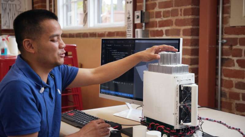 Stanford increasing access to 3D modeling through touch-based display