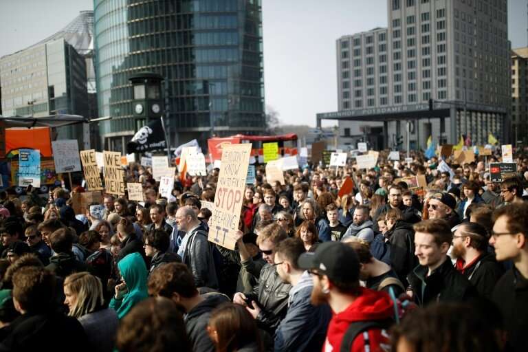 Tens of thousands of demonstrators rallied in Germany on Saturday to protest against an imminent EU copyright reform
