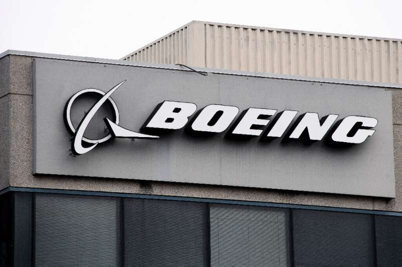 The head of Boeing spoke with President Trump ahead of a decision to halt production on the 737 MAX
