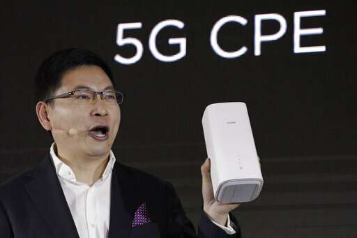 Huawei announces 5G smartphone based on own technology