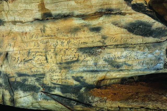 Researchers interpret Cherokee inscriptions in Alabama cave