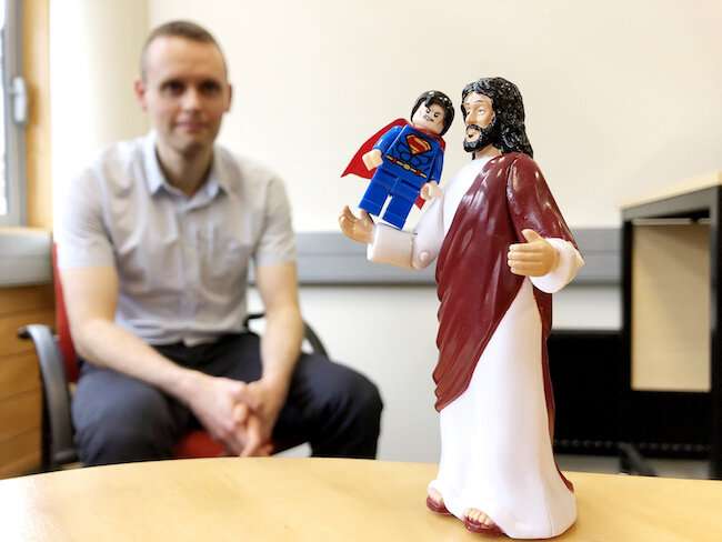 Study identifies psychology of attraction to religious deities and super-heroes