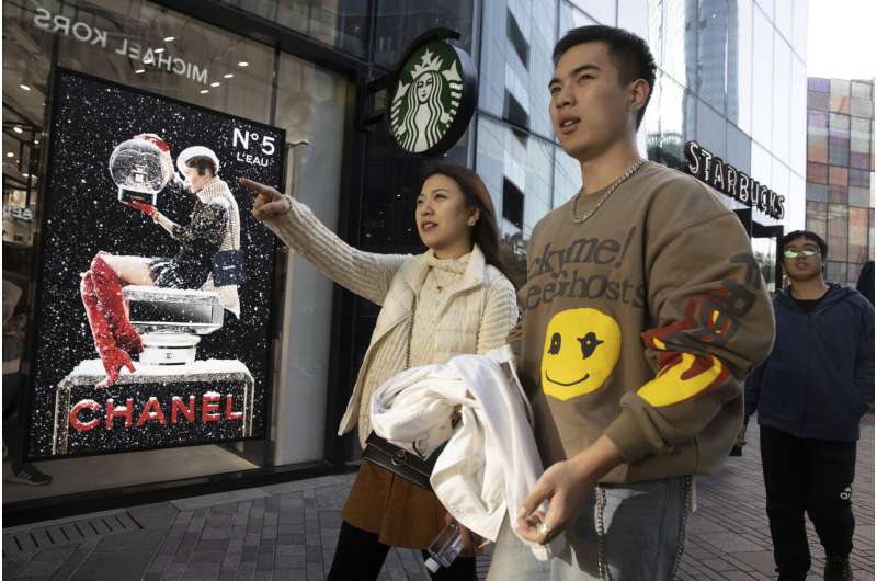 Chinese e-commerce giants report booming Singles Day sales