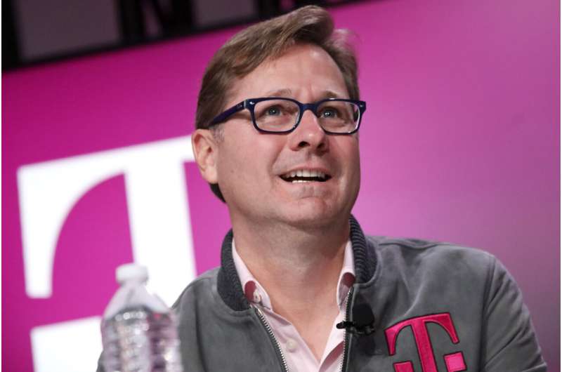 Colorful T-Mobile CEO leaving, even as Sprint deal not done