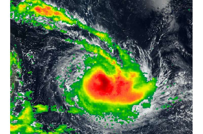 NASA finds heavy rainfall around Tropical Cyclone Joaninha's center