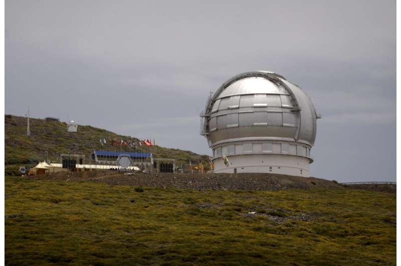 Still blocked from Hawaii peak, telescope seeks Spain permit