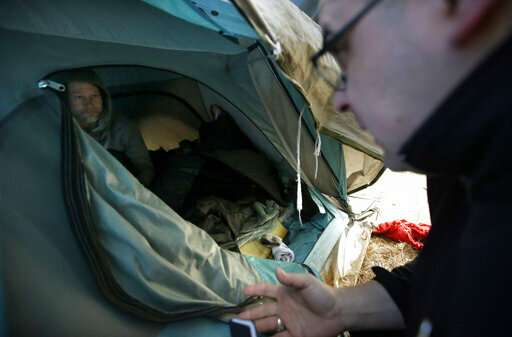 US communities reach out to homeless as liver disease surges