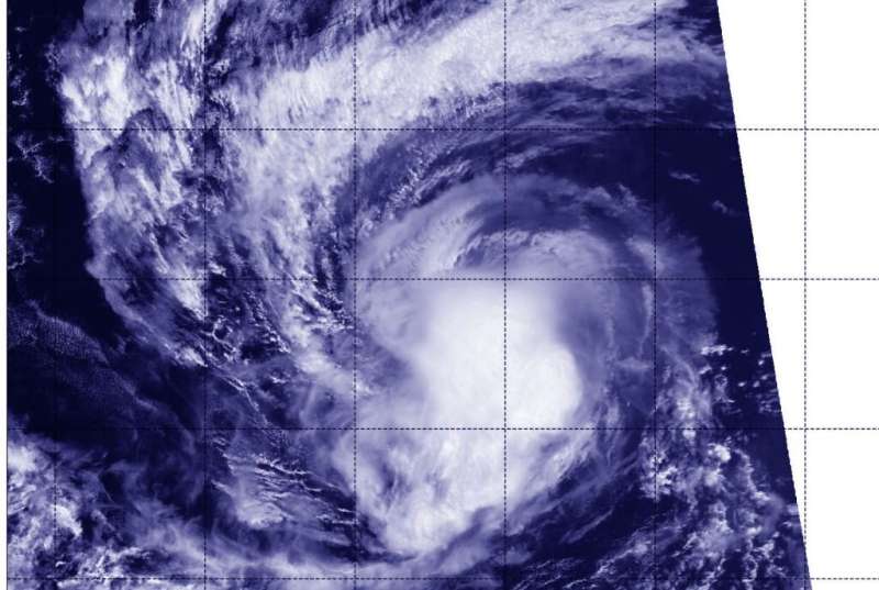 NASA-NOAA satellite catches Hurricane Kiko at night