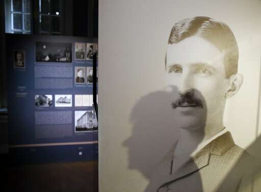 2 letters by inventor Nikola Tesla surface in Serbia