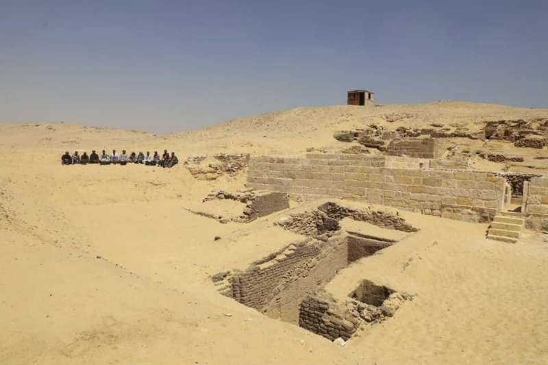 Egypt says ancient cemetery found at Giza famed pyramids
