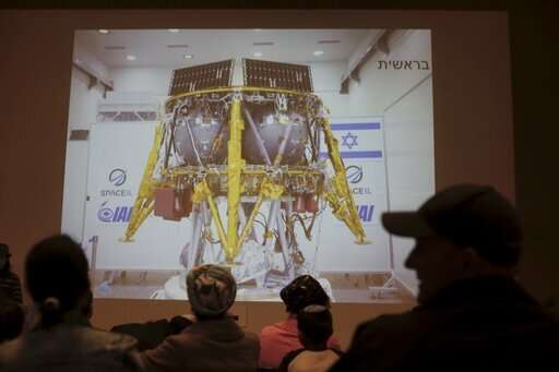 Israeli spacecraft crashes in attempt to land on moon