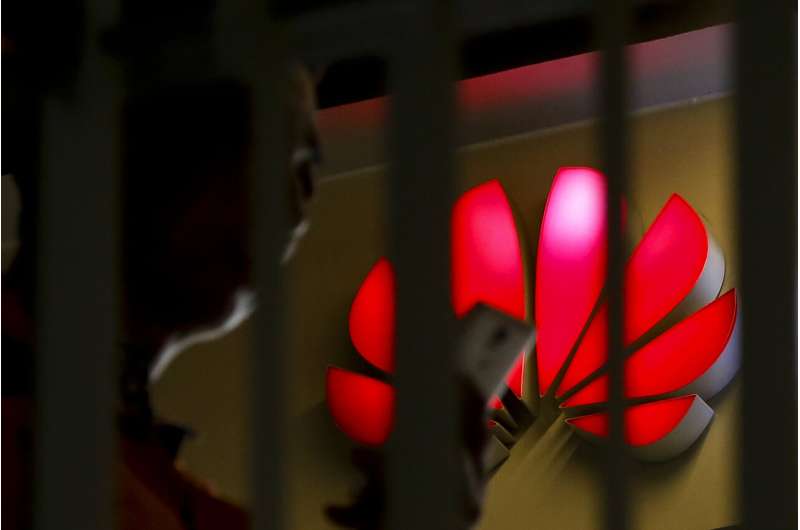 US delay to Huawei ban gives tech sector time to adjust