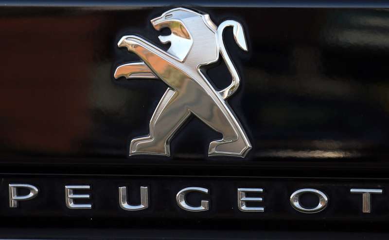Fiat Chrysler, Peugeot to create fourth-biggest carmaker