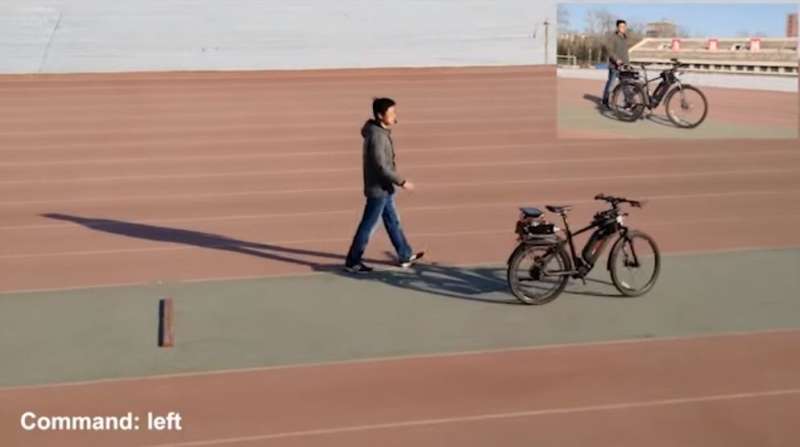 Researchers build hybrid chip able to run autonomous bicycle