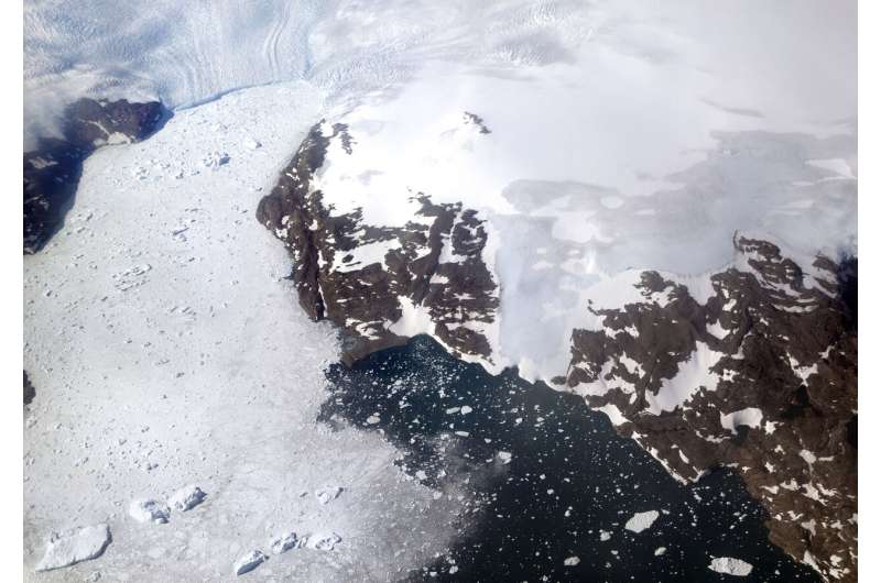 Climate talks held as Arctic ice melts, concerns grow