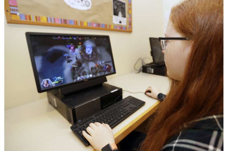 All-girls school becomes 1st in US with varsity esports