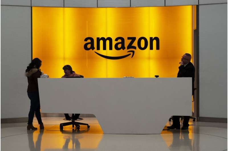 Amazon blaming Trump over Pentagon contract loss, judge says
