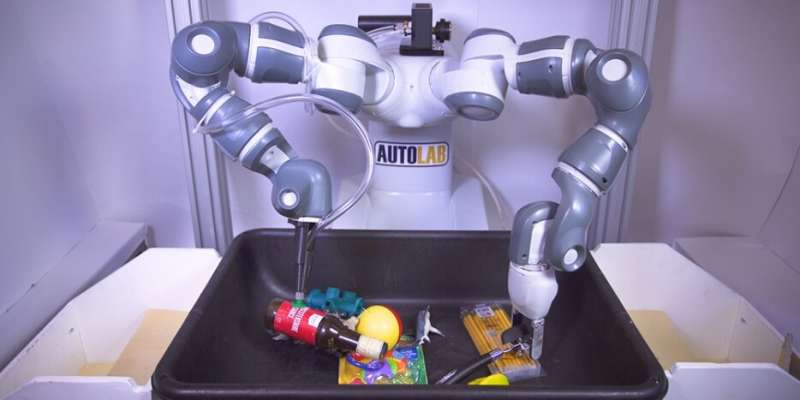 'Ambidextrous' robots could dramatically speed e-commerce