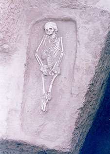 Ancient dwarfism skeleton tells story of acceptance