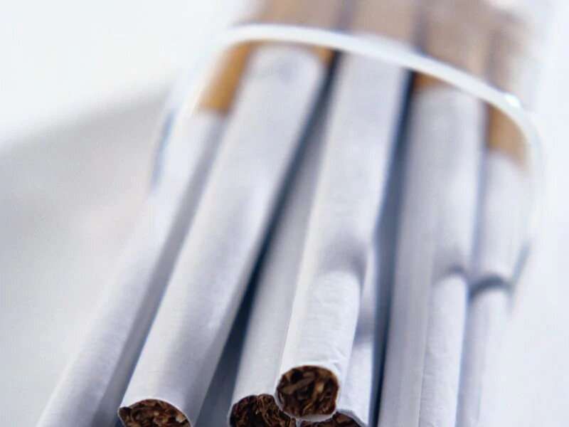 Bill would raise U.S. legal age to buy tobacco to 21