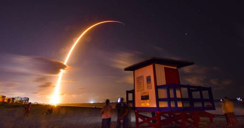 Can a new space race connect the world to the internet?