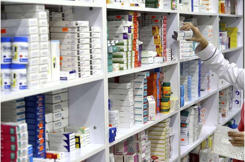 Cheap combo pill cuts heart, stroke risks, study finds