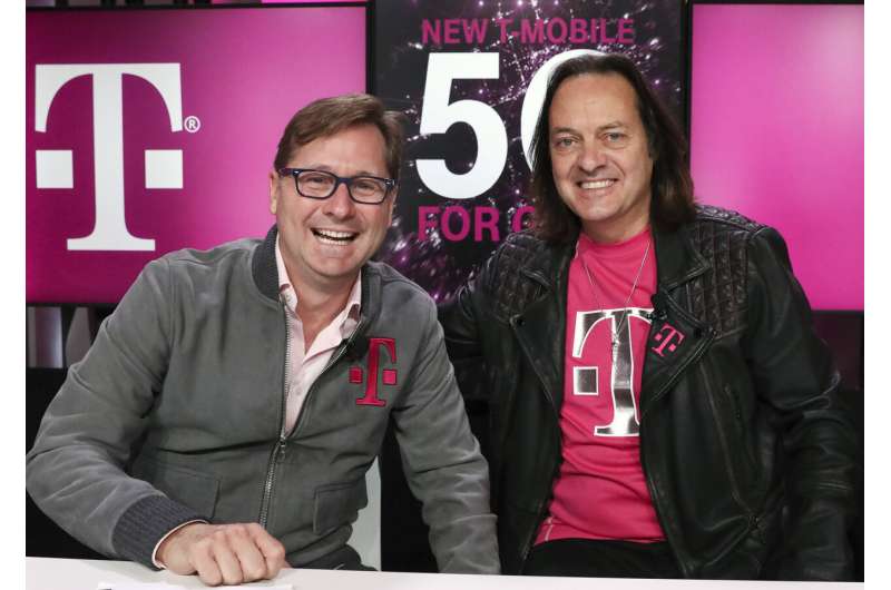 Colorful T-Mobile CEO leaving, even as Sprint deal not done