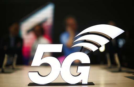 FCC to hold big 5G auction, spend $20B for rural internet
