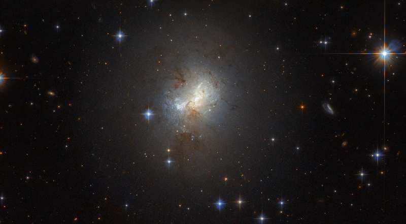 Hubble observes tiny galaxy with big heart