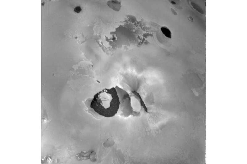 Huge volcano on Jupiter's moon Io erupts on regular schedule