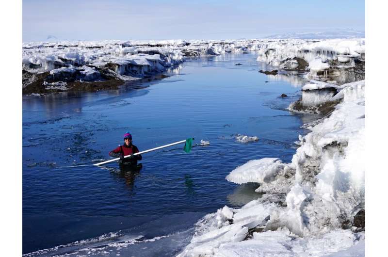 Ice shelves buckle under weight of meltwater lakes