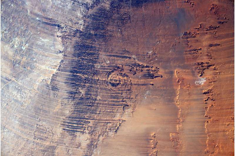 Image: Aorounga impact crater in Chad