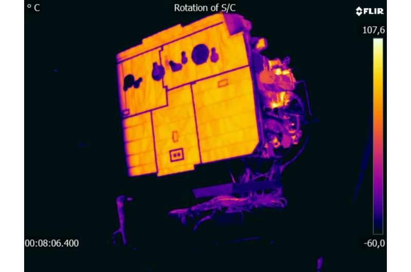 Image: Solar Orbiter during thermal-vacuum tests