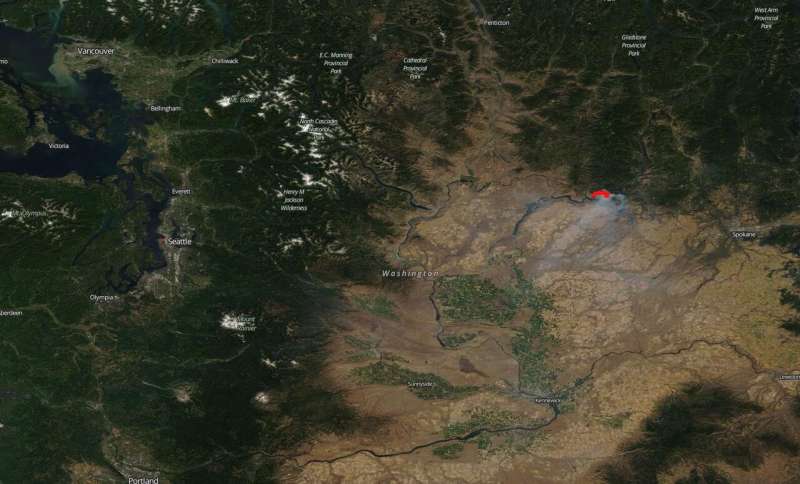 Image: Washington state suffers from Williams Flats Fire caused by lightning