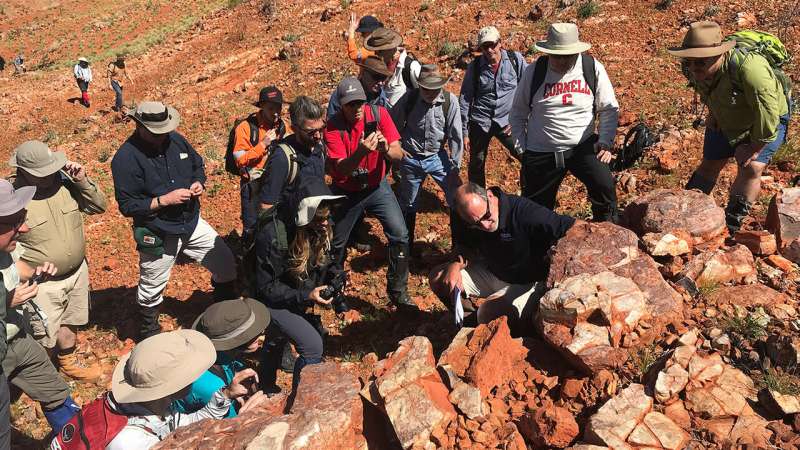 Mars scientists investigate ancient life in Australia