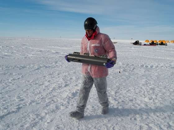 Microbe hunt beneath Antarctic ice sheet